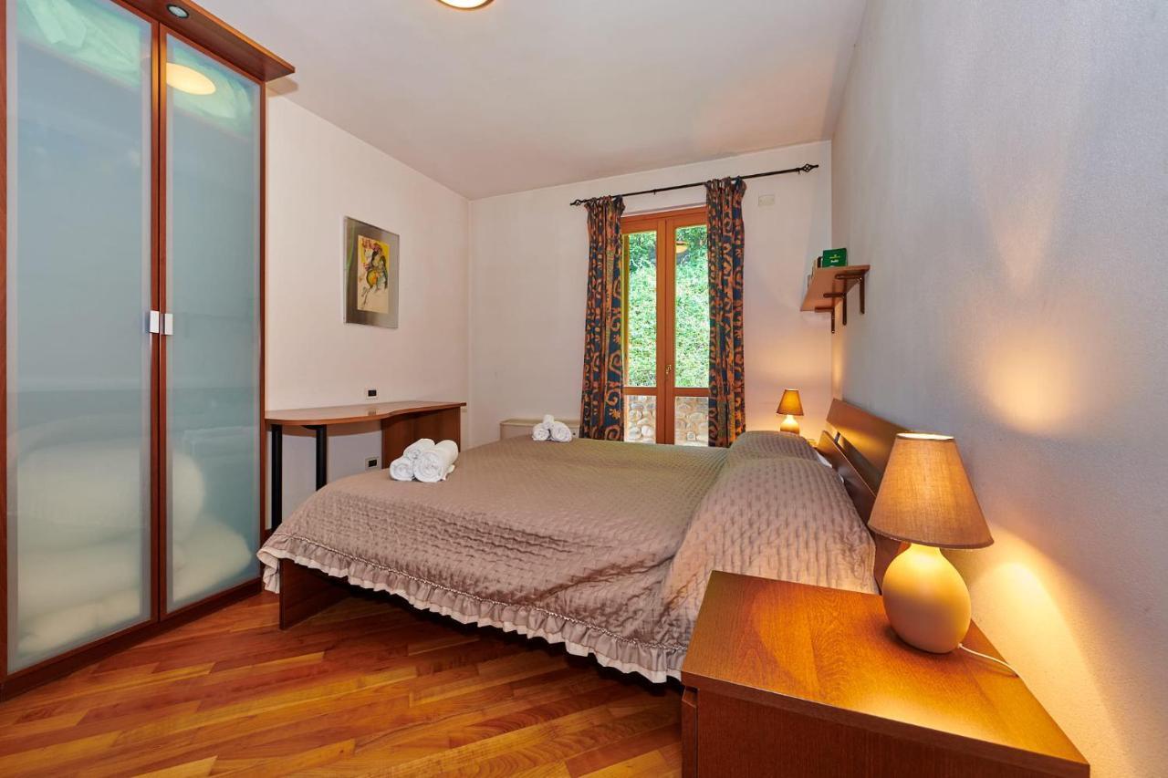 ApartmentsGarda - Baia D'Argento Residence Costermano Esterno foto