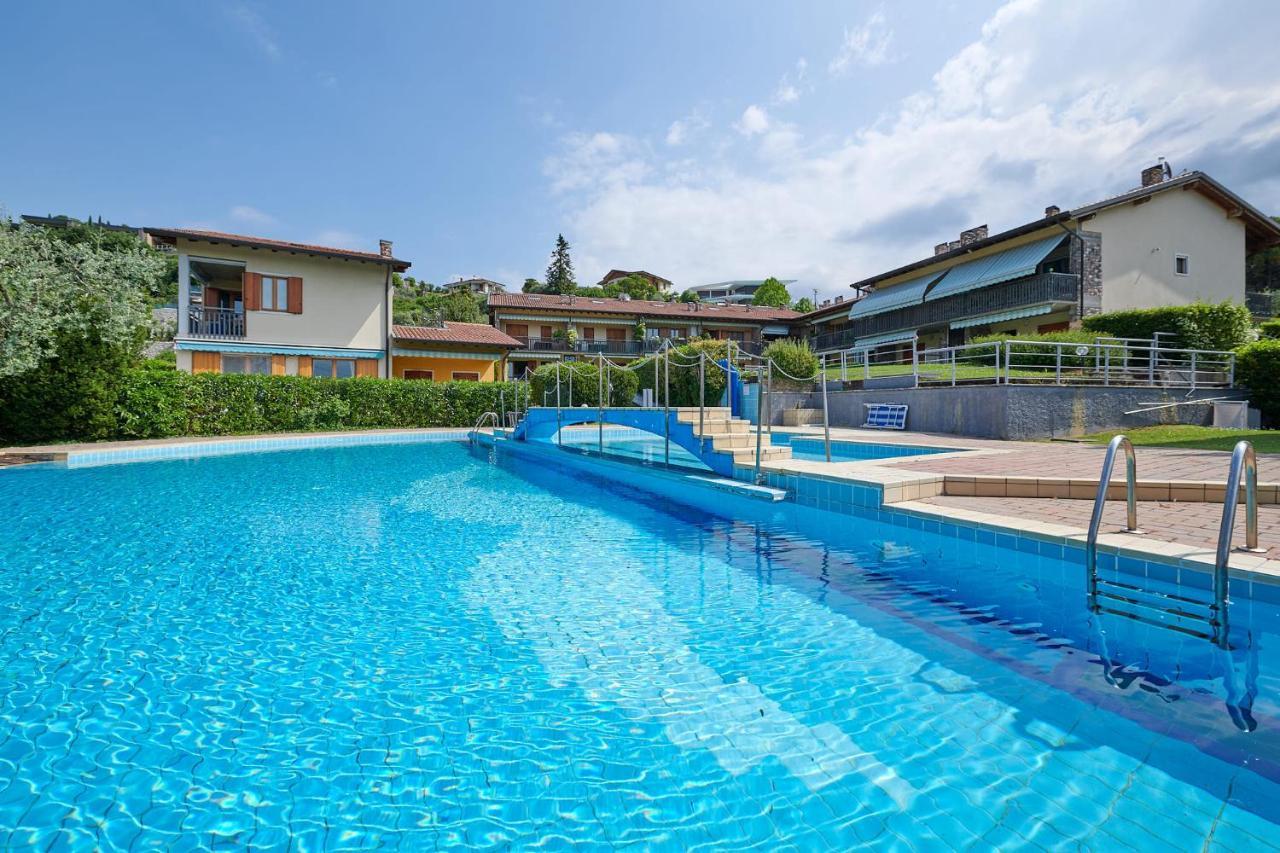 ApartmentsGarda - Baia D'Argento Residence Costermano Esterno foto