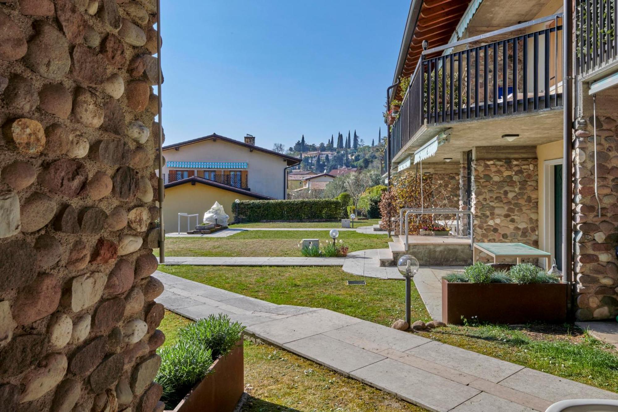 ApartmentsGarda - Baia D'Argento Residence Costermano Esterno foto